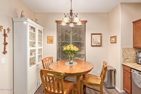 2539 S Penrose Dr, Gilbert, AZ 85295 photo 8
