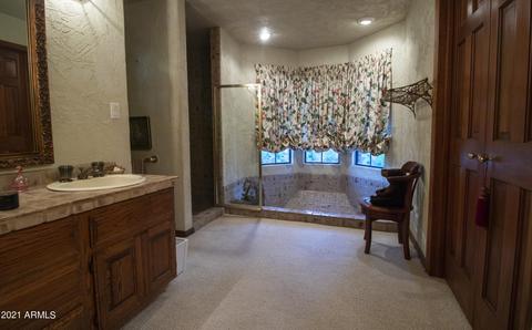4984 E Camelback Rd, Phoenix, AZ 85018 photo 9