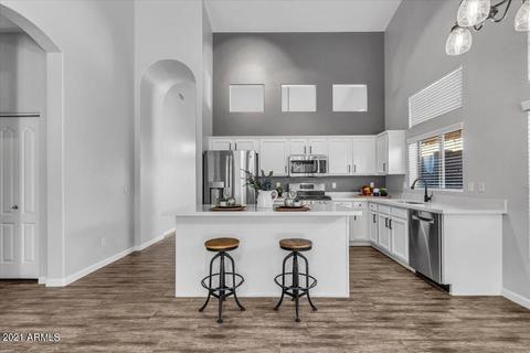 7037 E Regina St, Mesa, AZ 85207 photo 2