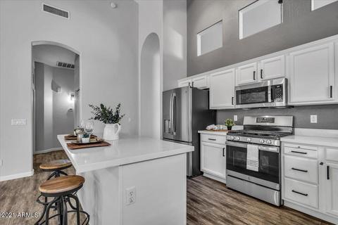 7037 E Regina St, Mesa, AZ 85207 photo 3