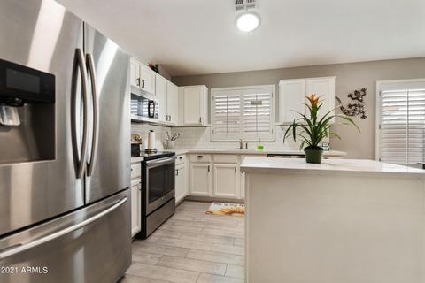 488 E Cantebria Dr, Gilbert, AZ 85296 photo 9