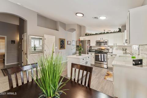 488 E Cantebria Dr, Gilbert, AZ 85296 photo 7