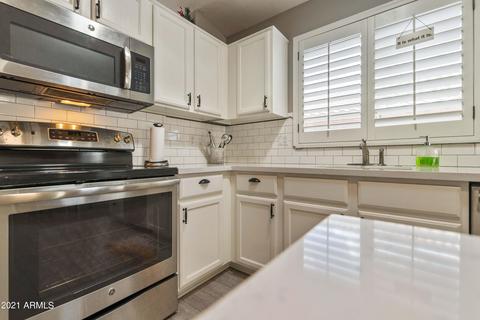 488 E Cantebria Dr, Gilbert, AZ 85296 photo 10