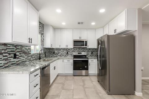 3613 E Palm Ln, Phoenix, AZ 85008 photo 9