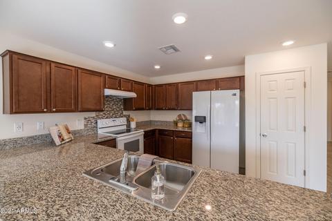 3901 E Constitution Dr, Gilbert, AZ 85296 photo 19