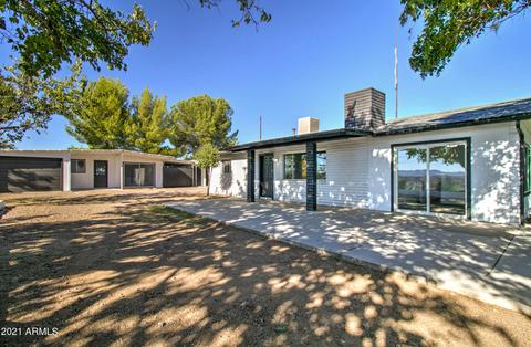 1067 E Apache St, Globe, AZ 85501 photo 1