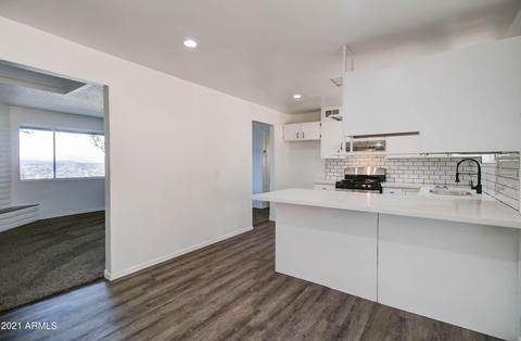 1067 E Apache St, Globe, AZ 85501 photo 7