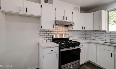 1067 E Apache St, Globe, AZ 85501 photo 8