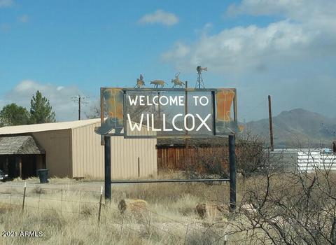 169 W Camino Amistad Dr #169, Willcox, AZ 85643