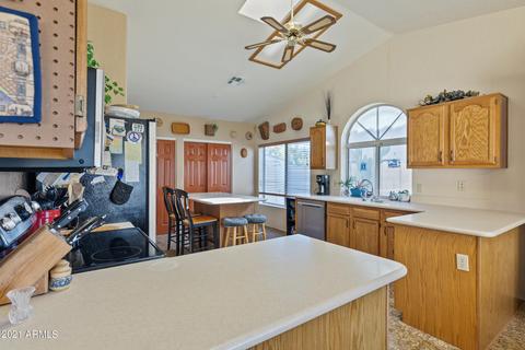 8666 S Maple Ave, Tempe, AZ 85284 photo 10