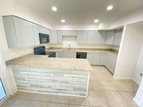 7920 W Mitchell Dr, Phoenix, AZ 85033 photo 10