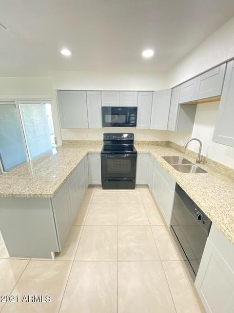 7920 W Mitchell Dr, Phoenix, AZ 85033 photo 14