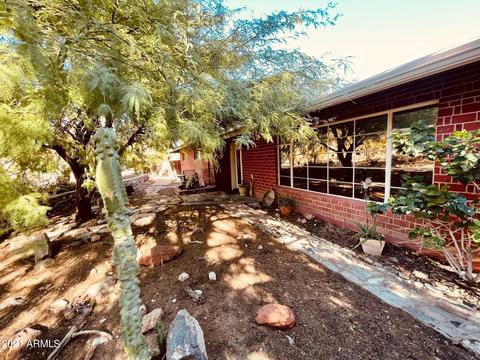 2601 E Voltaire Ave N, Phoenix, AZ 85032 photo 2