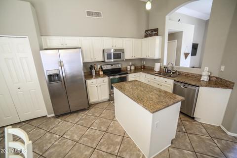 207 N Tiago Dr, Gilbert, AZ 85233 photo 15