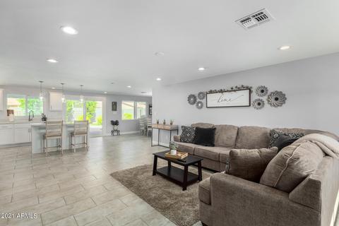 3726 E Winchcomb Dr, Phoenix, AZ 85032 photo 7