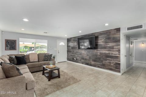 3726 E Winchcomb Dr, Phoenix, AZ 85032 photo 5