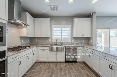 2283 E Runaway Bay Pl, Gilbert, AZ 85298 photo 4