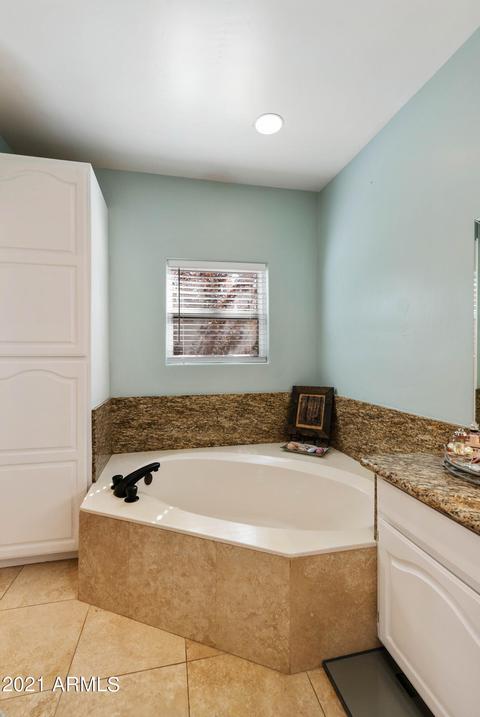 4402 E Millbrae Ln, Gilbert, AZ 85234 photo 60