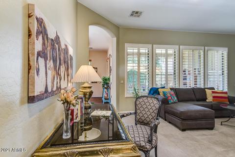 1077 Elgin St, Gilbert, AZ 85295 photo 5