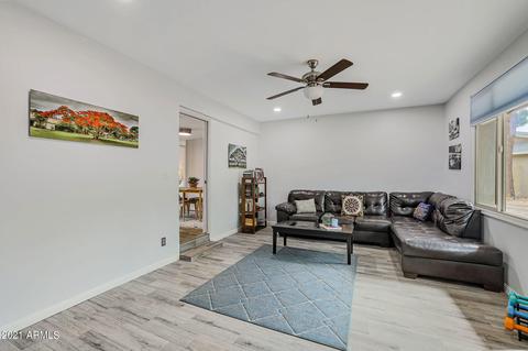1110 E Redfield Rd, Tempe, AZ 85283 photo 2