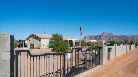 920 E 2nd Ave, Apache Junction, AZ 85119 photo 1