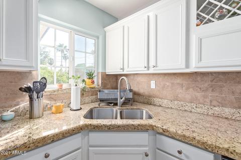 1307 E Oregon Ave, Phoenix, AZ 85014 photo 9