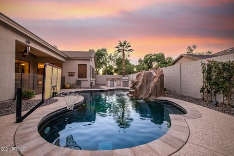 92 E Frances Ln, Gilbert, AZ 85295 photo 7