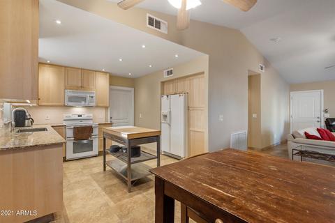 825 S Cancun Dr, Gilbert, AZ 85233 photo 10