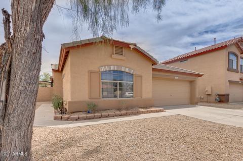 1671 E Milky Way, Gilbert, AZ 85295 photo 2