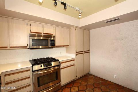 6033 E Carnation Cir, Phoenix, AZ 85018 photo 11