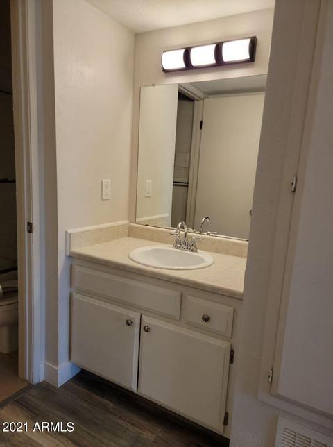 5525 E Thomas Rd #F20, Phoenix, AZ 85018 photo 14
