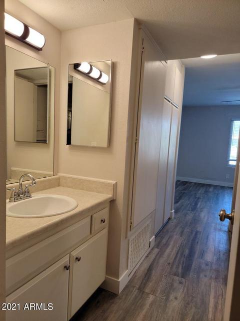 5525 E Thomas Rd #F20, Phoenix, AZ 85018 photo 12