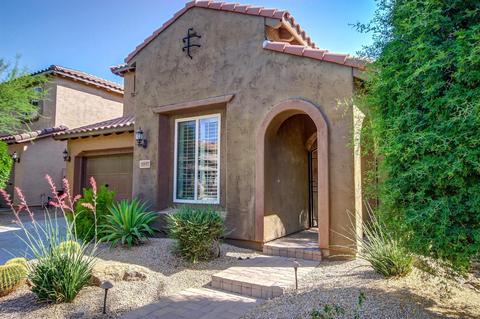 3917 E Half Hitch Pl, Phoenix, AZ 85050 photo 2