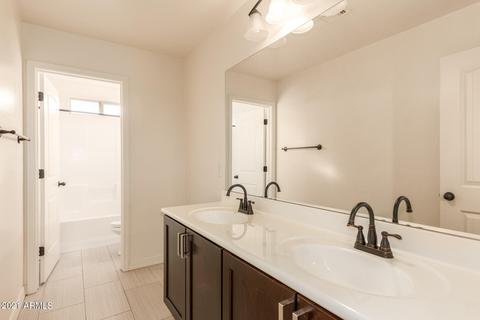 2811 E Sunset Hills Dr, Phoenix, AZ 85050 photo 21