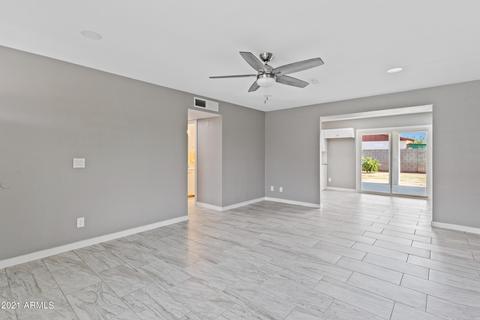 3301 N 64th Dr, Phoenix, AZ 85033 photo 6