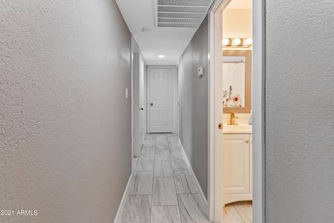 3301 N 64th Dr, Phoenix, AZ 85033 photo 9