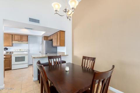 3338 E Siesta Ln, Phoenix, AZ 85050 photo 6