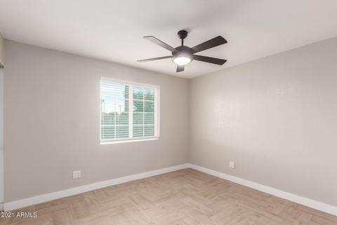 3041 N 39th Dr, Phoenix, AZ 85019 photo 17