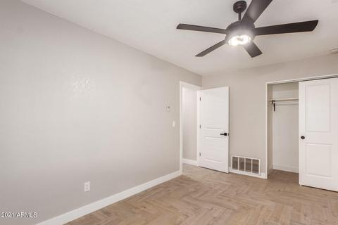 3041 N 39th Dr, Phoenix, AZ 85019 photo 12