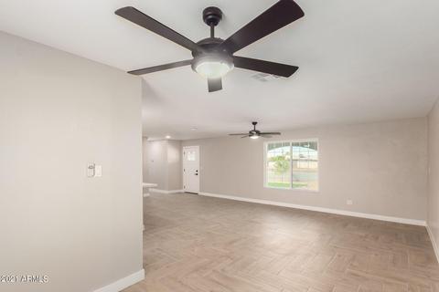 3041 N 39th Dr, Phoenix, AZ 85019 photo 8