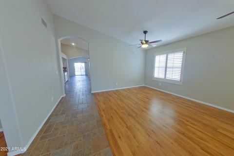 2042 E Smoke Tree Rd, Gilbert, AZ 85296 photo 2
