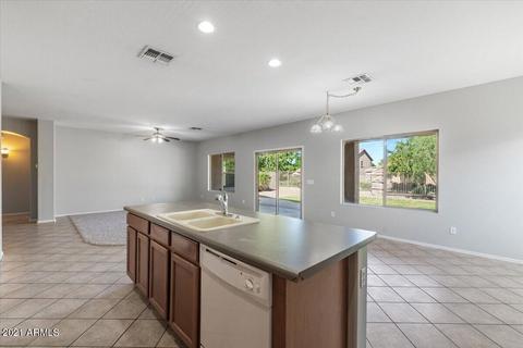 1432 E Parkview Dr, Gilbert, AZ 85295 photo 9