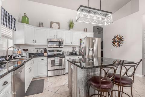 65 W Melody Dr, Gilbert, AZ 85233 photo 6