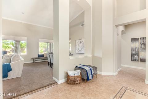 674 E Hampton Ct, Gilbert, AZ 85295 photo 8