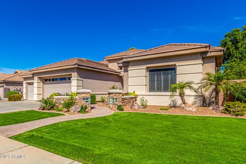 674 E Hampton Ct, Gilbert, AZ 85295 photo 1