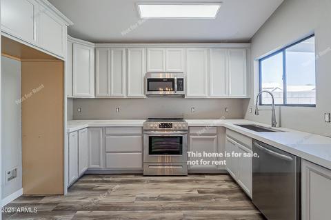 2116 E Robin Ln, Phoenix, AZ 85024 photo 4