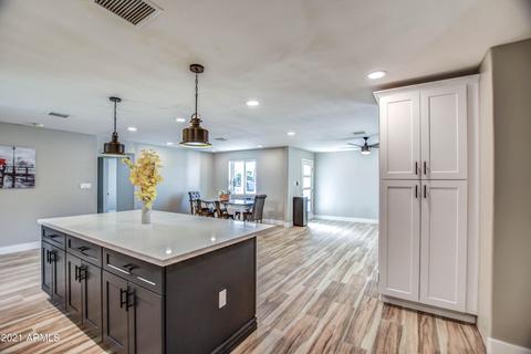 2402 E Cholla St, Phoenix, AZ 85028 photo 13