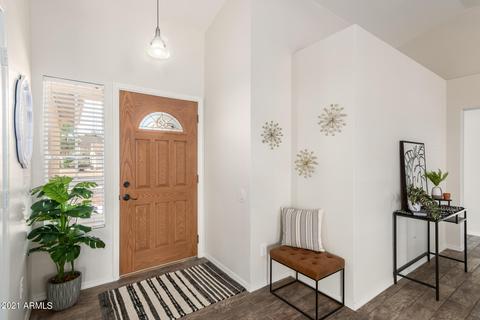 907 N Falcon Dr, Gilbert, AZ 85234 photo 8