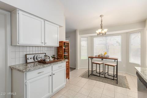 907 N Falcon Dr, Gilbert, AZ 85234 photo 21