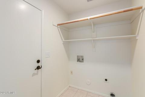 907 N Falcon Dr, Gilbert, AZ 85234 photo 32